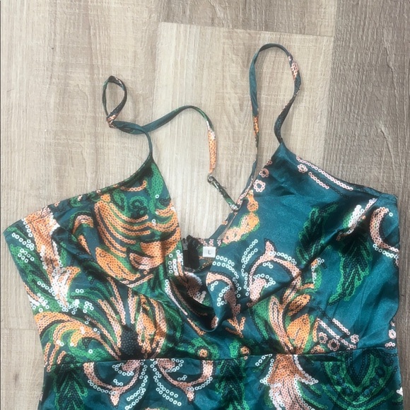 Floral Patterned Dress with Ruffle Hem - Picture 3 of 6